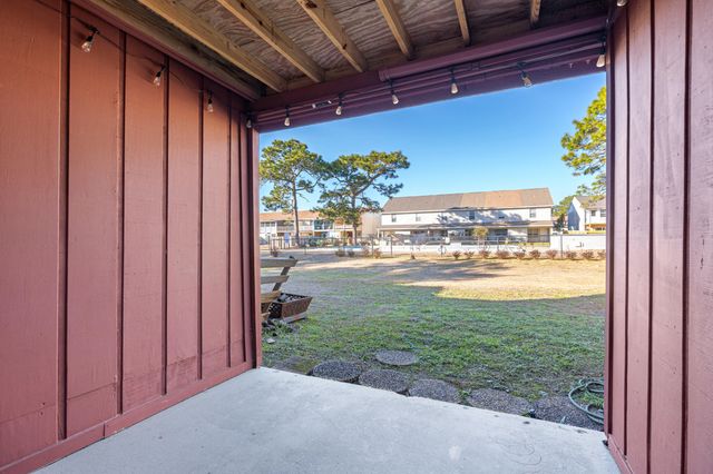 145 4Th Avenue APT C2, Shalimar, FL 32579