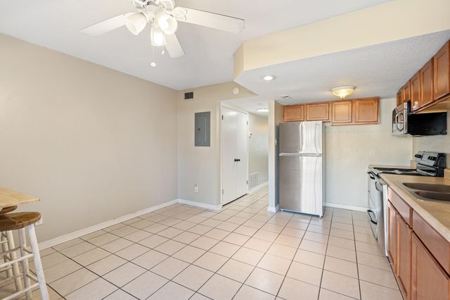 145 4Th Avenue APT C2, Shalimar, FL 32579
