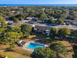 145 4Th Avenue APT C2, Shalimar, FL 32579