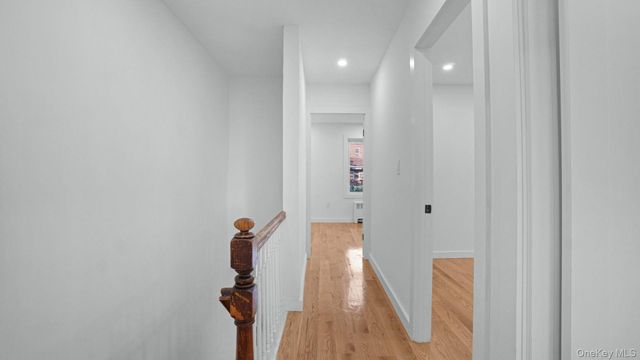 4135 Murdock Avenue, Bronx, NY 10466