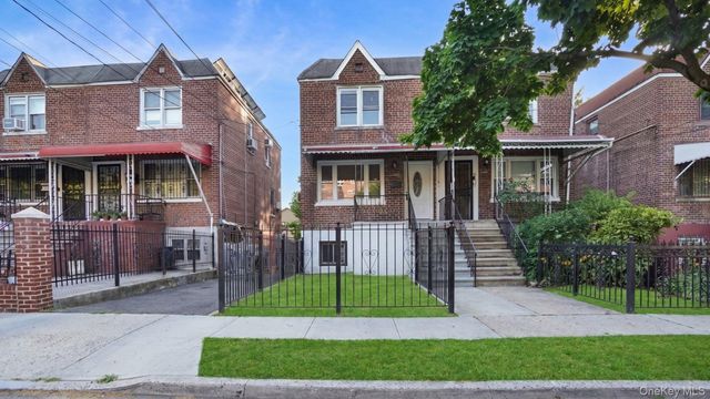 4135 Murdock Avenue, Bronx, NY 10466