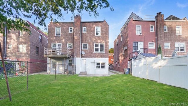4135 Murdock Avenue, Bronx, NY 10466