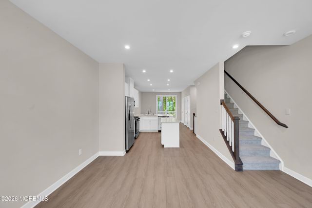 9 Halifax Road, Bayville, NJ 08721