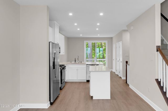 9 Halifax Road, Bayville, NJ 08721