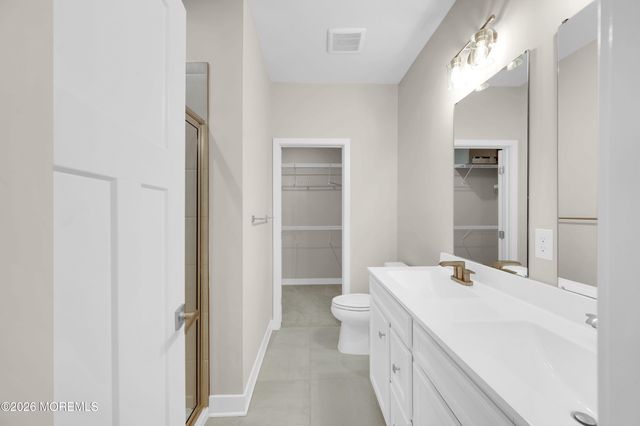 9 Halifax Road, Bayville, NJ 08721