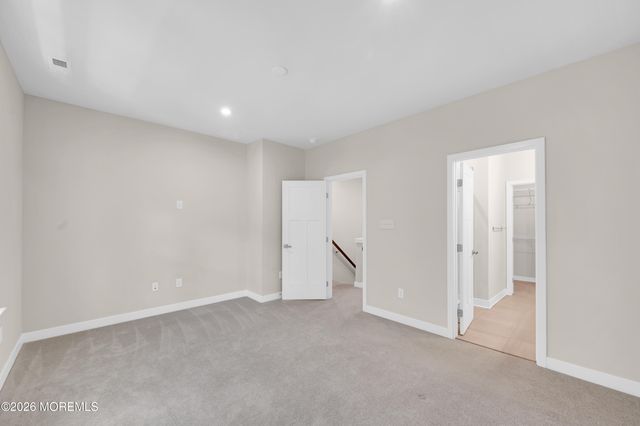 9 Halifax Road, Bayville, NJ 08721