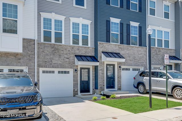 9 Halifax Road, Bayville, NJ 08721
