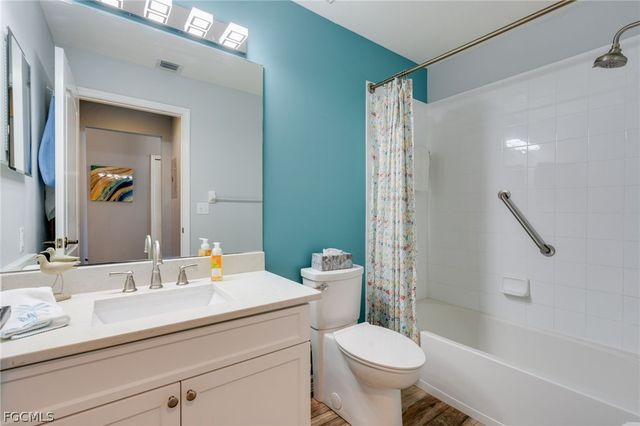 8096 Queen Palm LN 217, Fort Myers, FL 33966