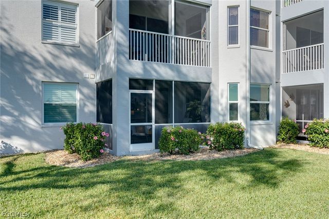 8096 Queen Palm LN 217, Fort Myers, FL 33966