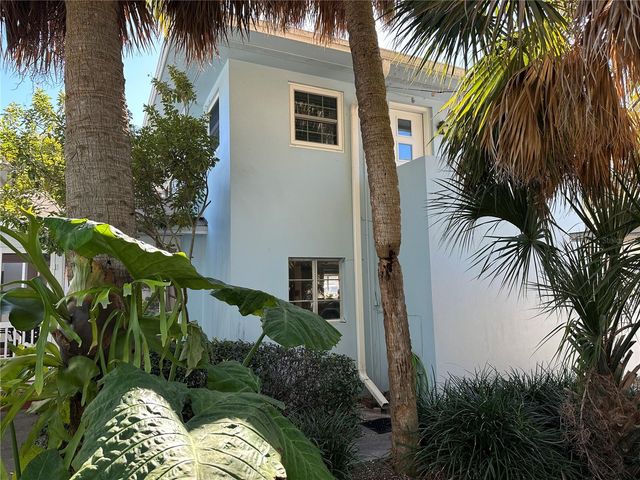 1800 PASS A GRILLE WAY 5, St Pete Beach, FL 33706