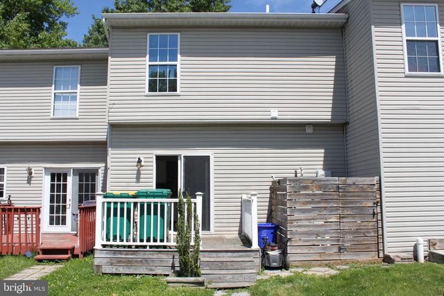 39 SOUTHMONT DR, Enola, PA 17025