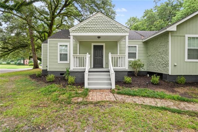 2714 Collins Street S, Mobile, AL 36606
