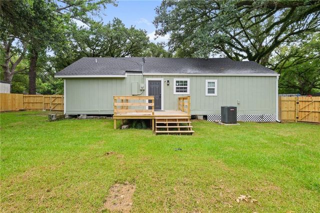 2714 Collins Street S, Mobile, AL 36606