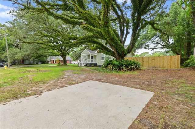 2714 Collins Street S, Mobile, AL 36606