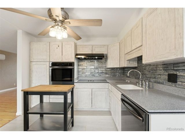 160 S 15th Avdr Dr, Brighton, CO 80601