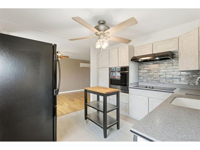 160 S 15th Avdr Dr, Brighton, CO 80601