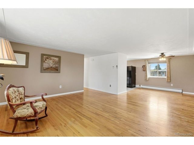 160 S 15th Avdr Dr, Brighton, CO 80601