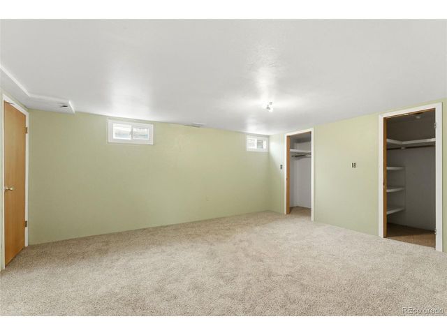 160 S 15th Avdr Dr, Brighton, CO 80601
