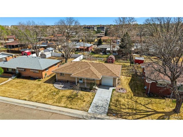 160 S 15th Avdr Dr, Brighton, CO 80601