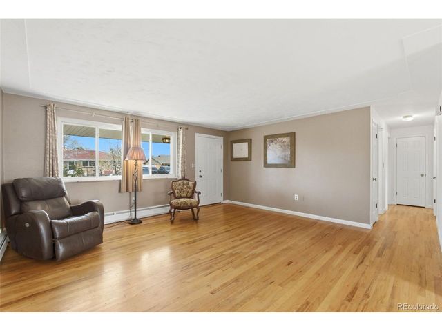 160 S 15th Avdr Dr, Brighton, CO 80601