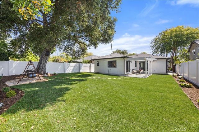 171 S Daisy Avenue, Pasadena, CA 91107