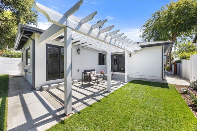 171 S Daisy Avenue, Pasadena, CA 91107