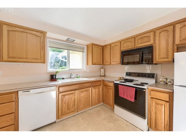 14 Se 199TH Ave, Portland, OR 97233