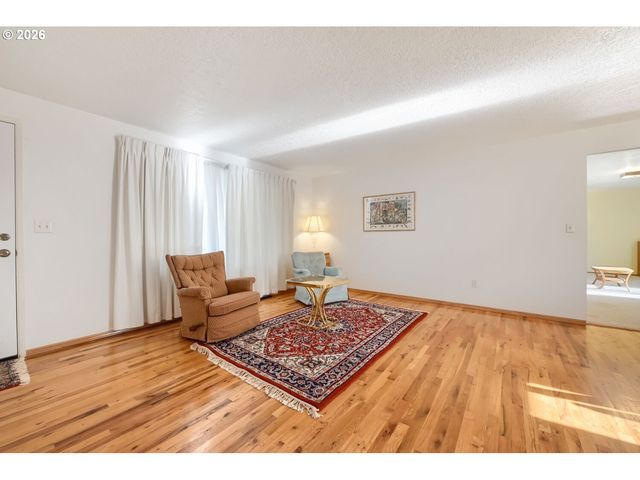 14 Se 199TH Ave, Portland, OR 97233