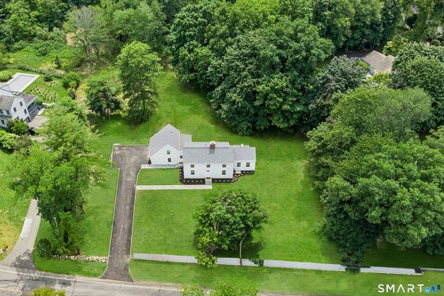 110 Cross Highway, Westport, CT 06880