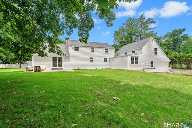 110 Cross Highway, Westport, CT 06880