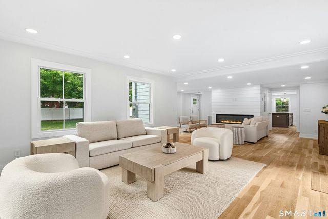 110 Cross Highway, Westport, CT 06880