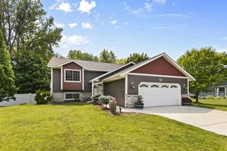 3111 Joyce Court, Eagan, MN 55121