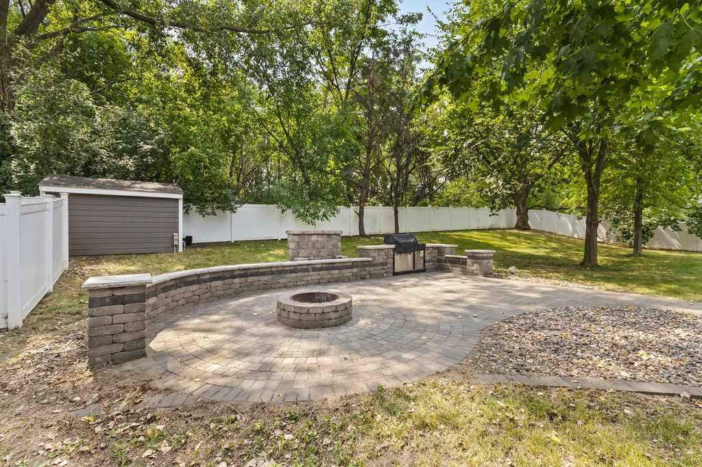 3111 Joyce Court, Eagan, MN 55121 — photo 3