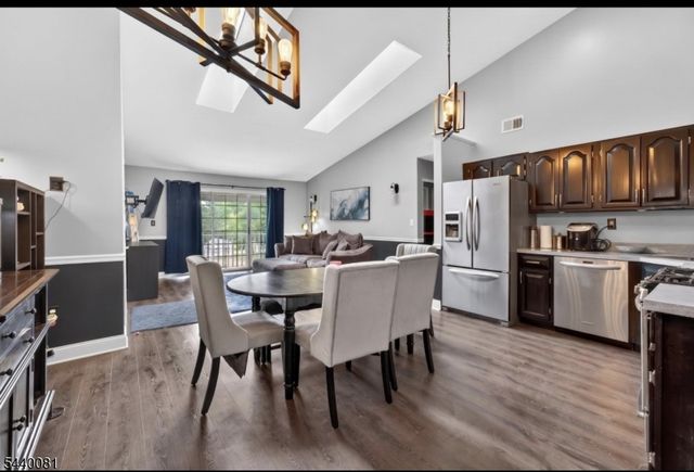 3910 Graham Ct, Bridgewater Twp., NJ 08807