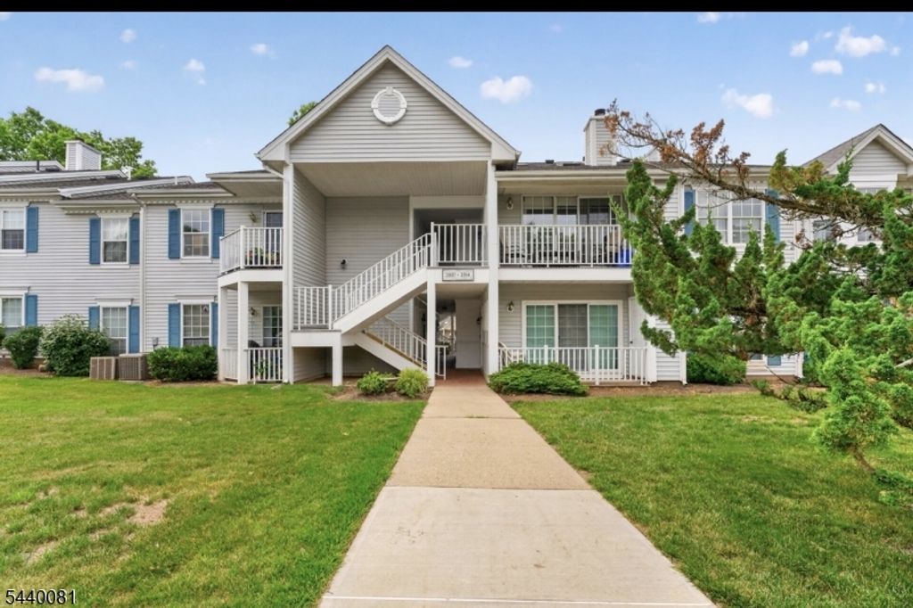 3910 Graham Ct, Bridgewater Twp., NJ 08807
