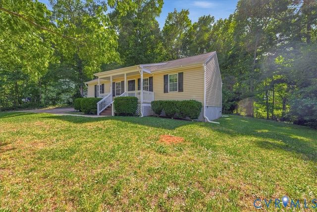 2406 Ocala Dr, Powhatan, VA 23139