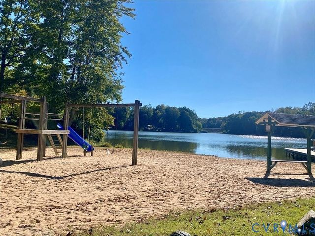 2406 Ocala Dr, Powhatan, VA 23139