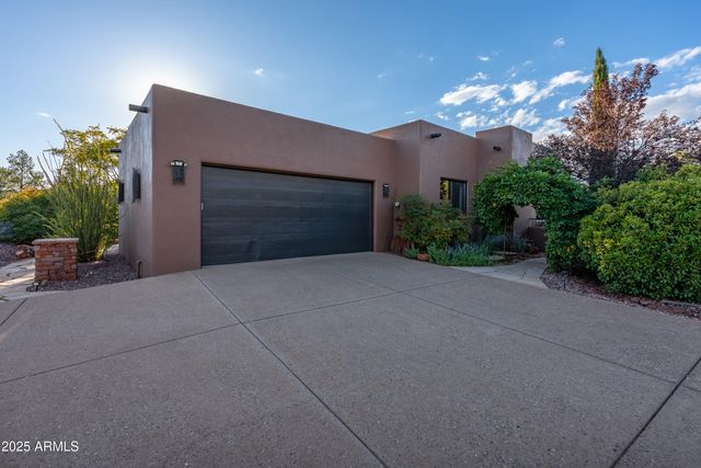 15 N Roan Court, Sedona, AZ 86336