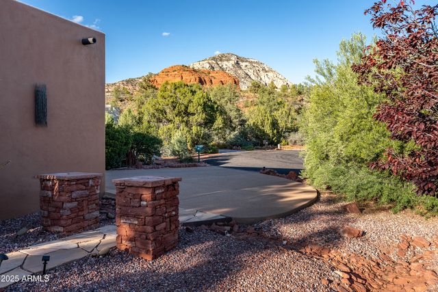 15 N Roan Court, Sedona, AZ 86336