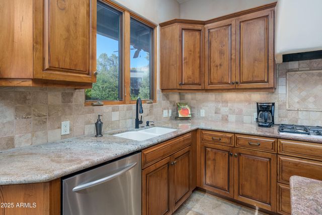 15 N Roan Court, Sedona, AZ 86336