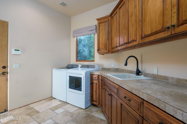 15 N Roan Court, Sedona, AZ 86336