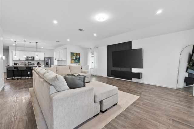 7111 Dawn View Lane, Rosenberg, TX 77469