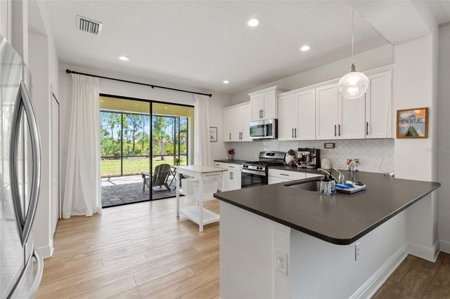 260 BRIENZA LOOP, Nokomis, FL 34275