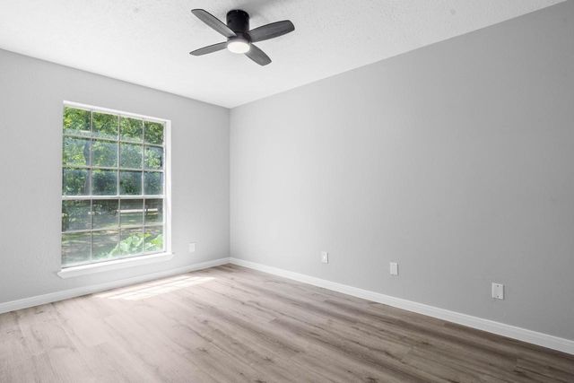 13400 Nicholson Road, Conroe, TX 77303