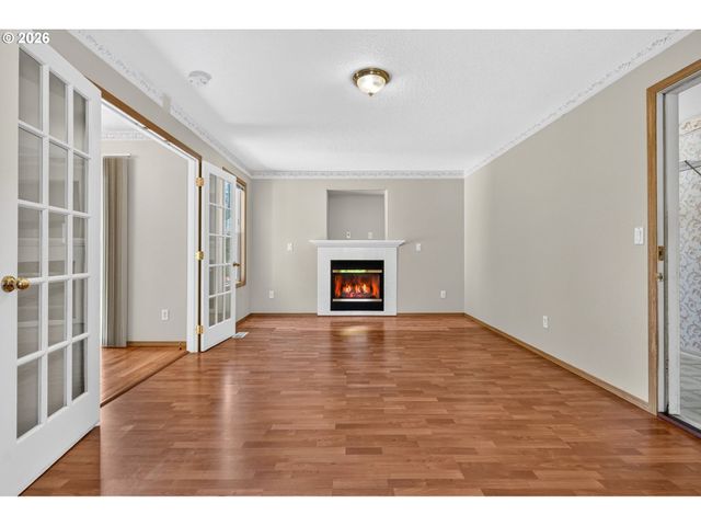 2008 Se 143RD Ave, Portland, OR 97233