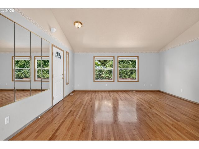 2008 Se 143RD Ave, Portland, OR 97233