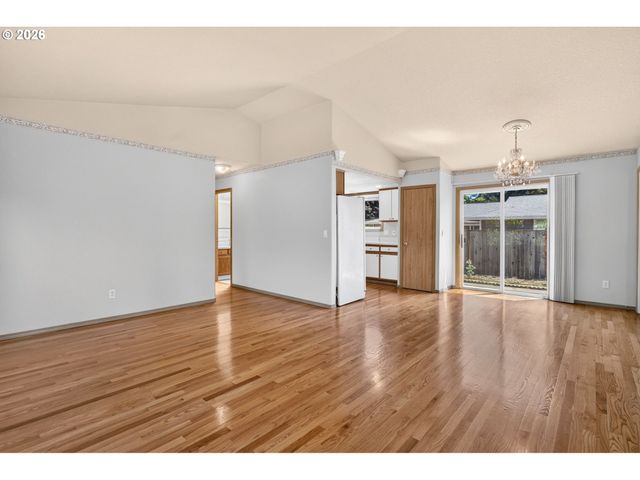 2008 Se 143RD Ave, Portland, OR 97233