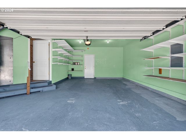 2008 Se 143RD Ave, Portland, OR 97233