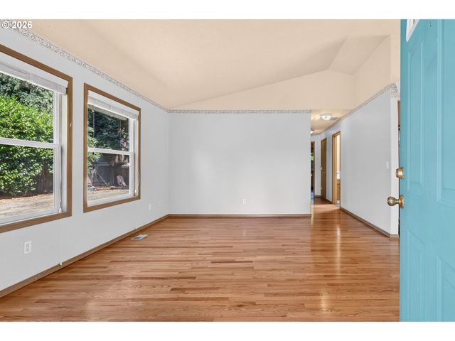 2008 Se 143RD Ave, Portland, OR 97233
