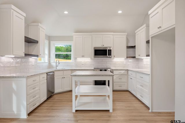 15029 C R 1198, Flint, TX 75762